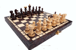 AJEDREZ CONDE DE  MADERA -TABLERO 35*35 CM-REY 7 CM DE ALTO-