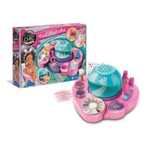 ESTUDIO DE UÑAS CRAZY CHIC EDAD: + DE 6 AÑOS