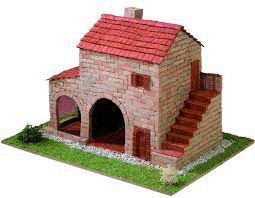 MAQUETA CONSTRUCCIÓN CASA FLORENCIA EDAD: + DE 3 AÑOS